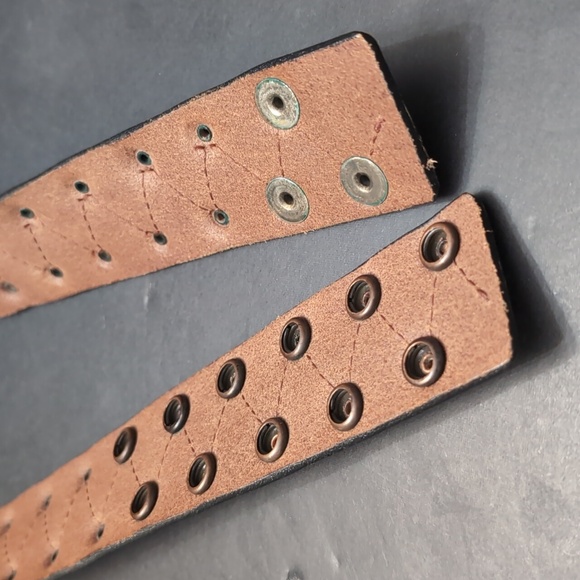 Cirque De Soleil Women's Brown Leather Studded Belt,M. - Picture 8 of 10